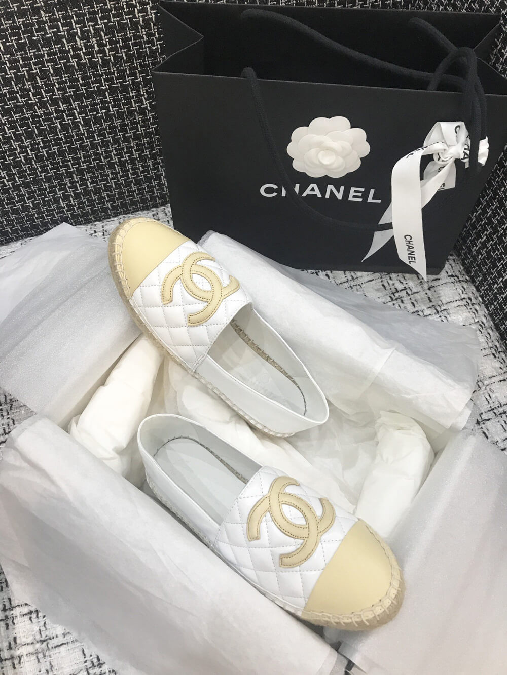 Chanel CC Quilted Espadrilles G29762 White/Beige
