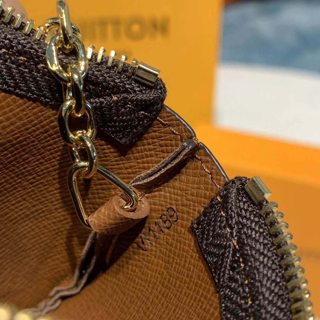 Louis Vuitton Monogram Canvas Key Pouch M62650