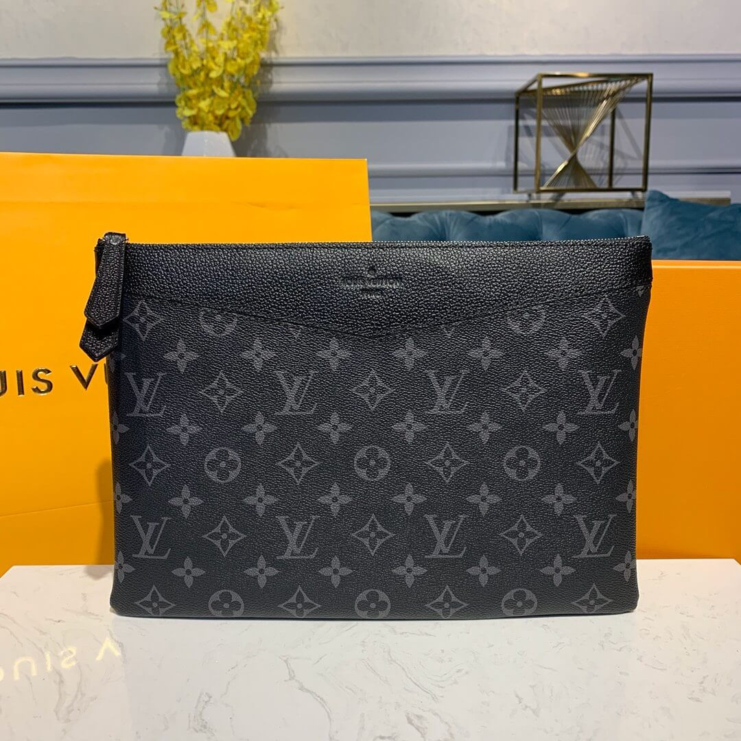 Louis Vuitton Monogram Eclipse Daily Pouch M62048