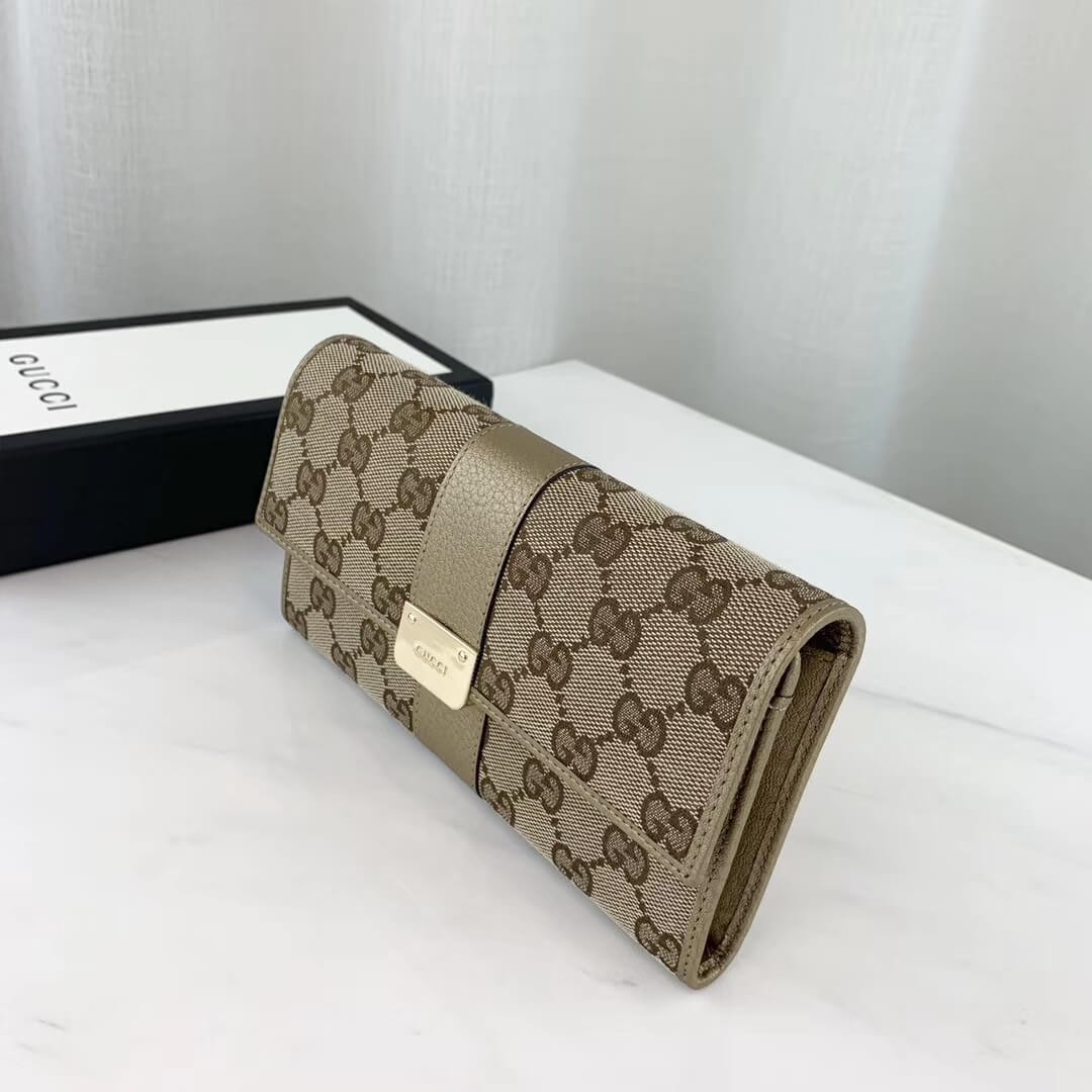 Gucci GG Continental Wallet 233028
