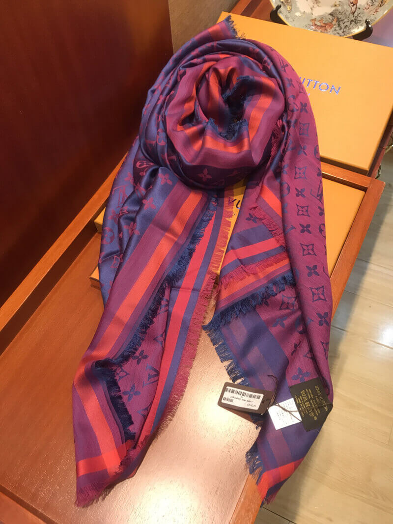 Louis Vuitton Monogram Shine Shawl 3506