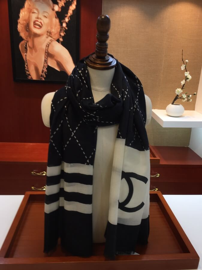 Chanel Cashmere Wool Sequins CC Stole C32040