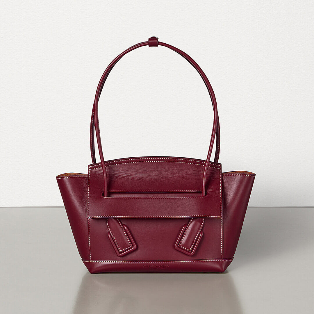 Bottega Veneta Small Arco In Smooth Calfskin 580725