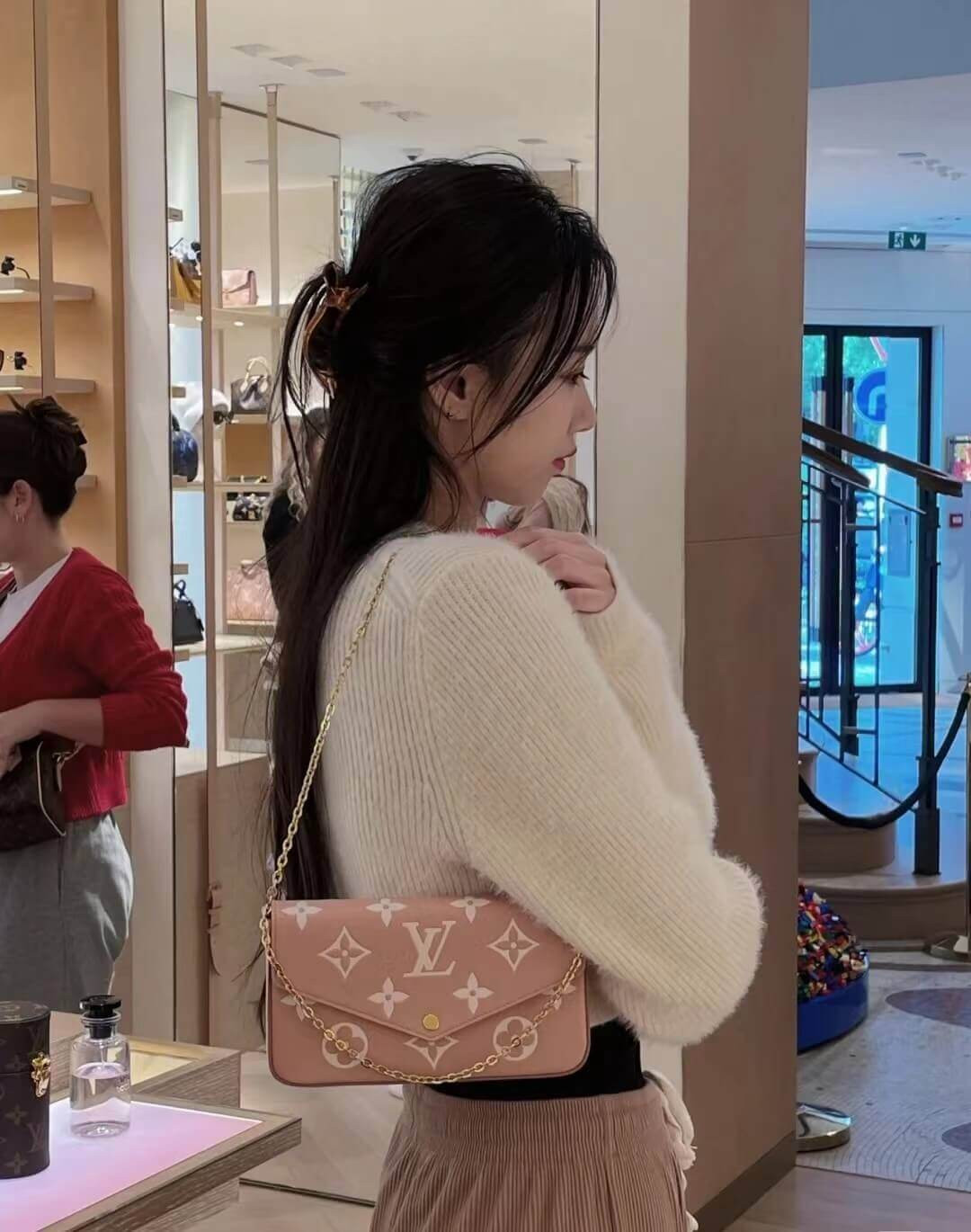 Louis Vuitton Bicolor Monogram Empreinte Leather Felicie Pochette M81759 Pink