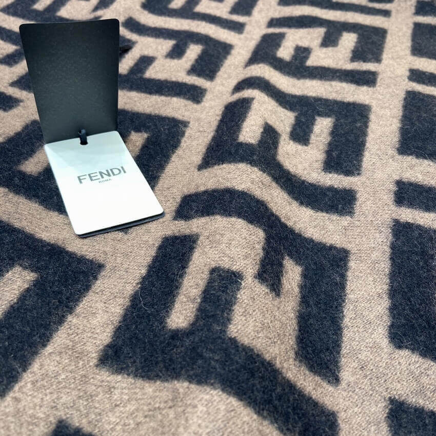 Fendi Cashmere FF Logo Scarf FXT260