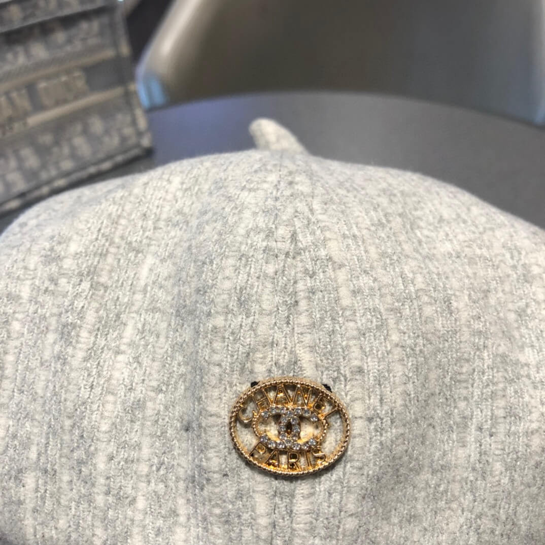 Chanel Wool Beret D015