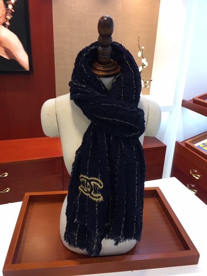 Chanel Cashmere Wool Sequins CC Stole C0924