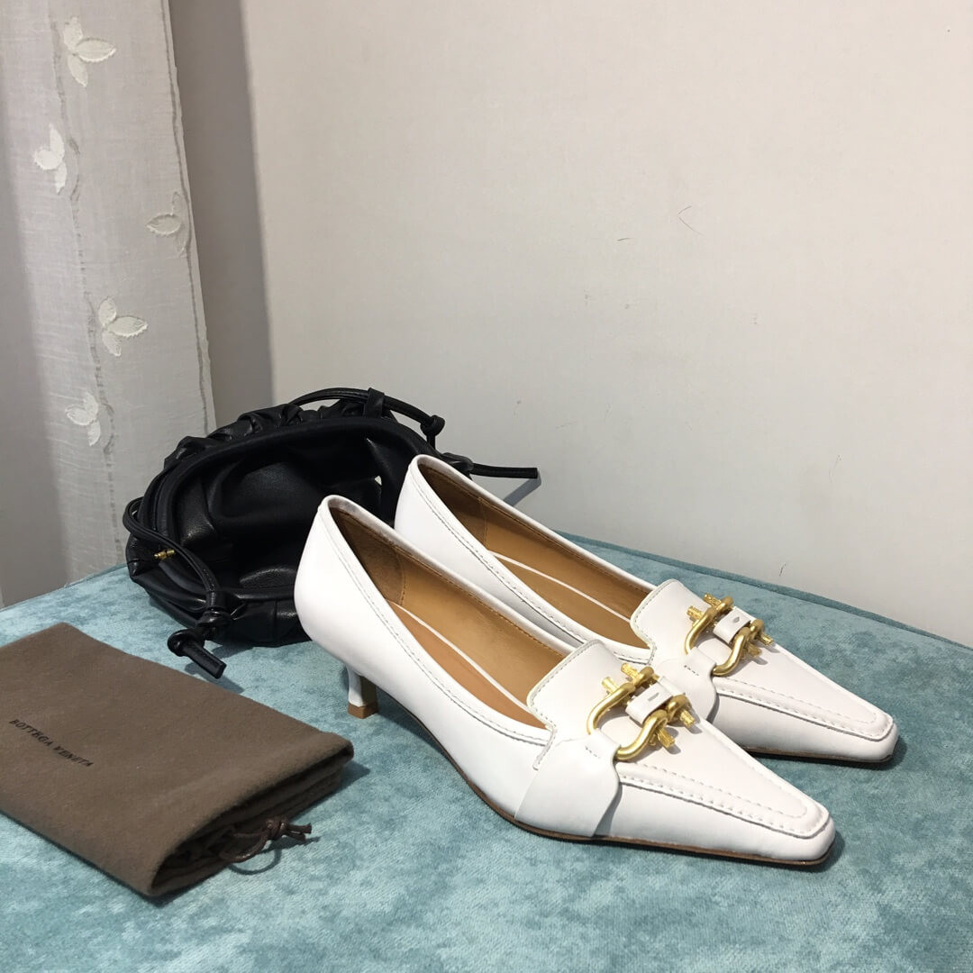 Bottega Veneta Madame Leather Pumps 594559