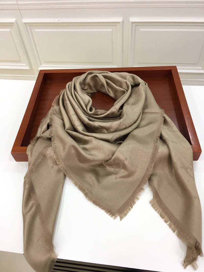 Gucci  Square Shawl 2471