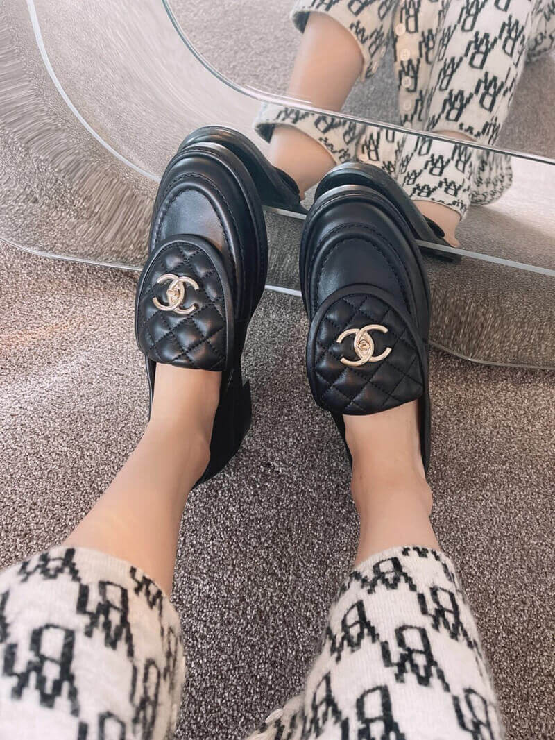 Chanel Black Lambskin Loafer G36646