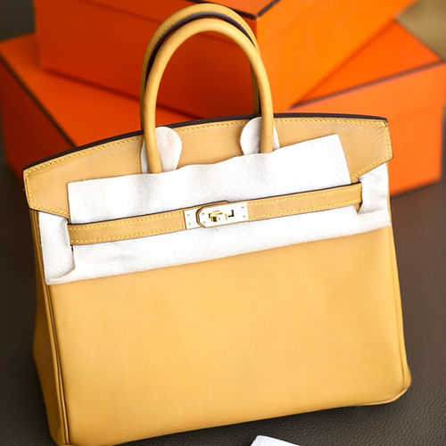 Hermès Birkin 25/30/35cm in Imported Saddle Leather, Handcrafted – Color: Chick Yellow