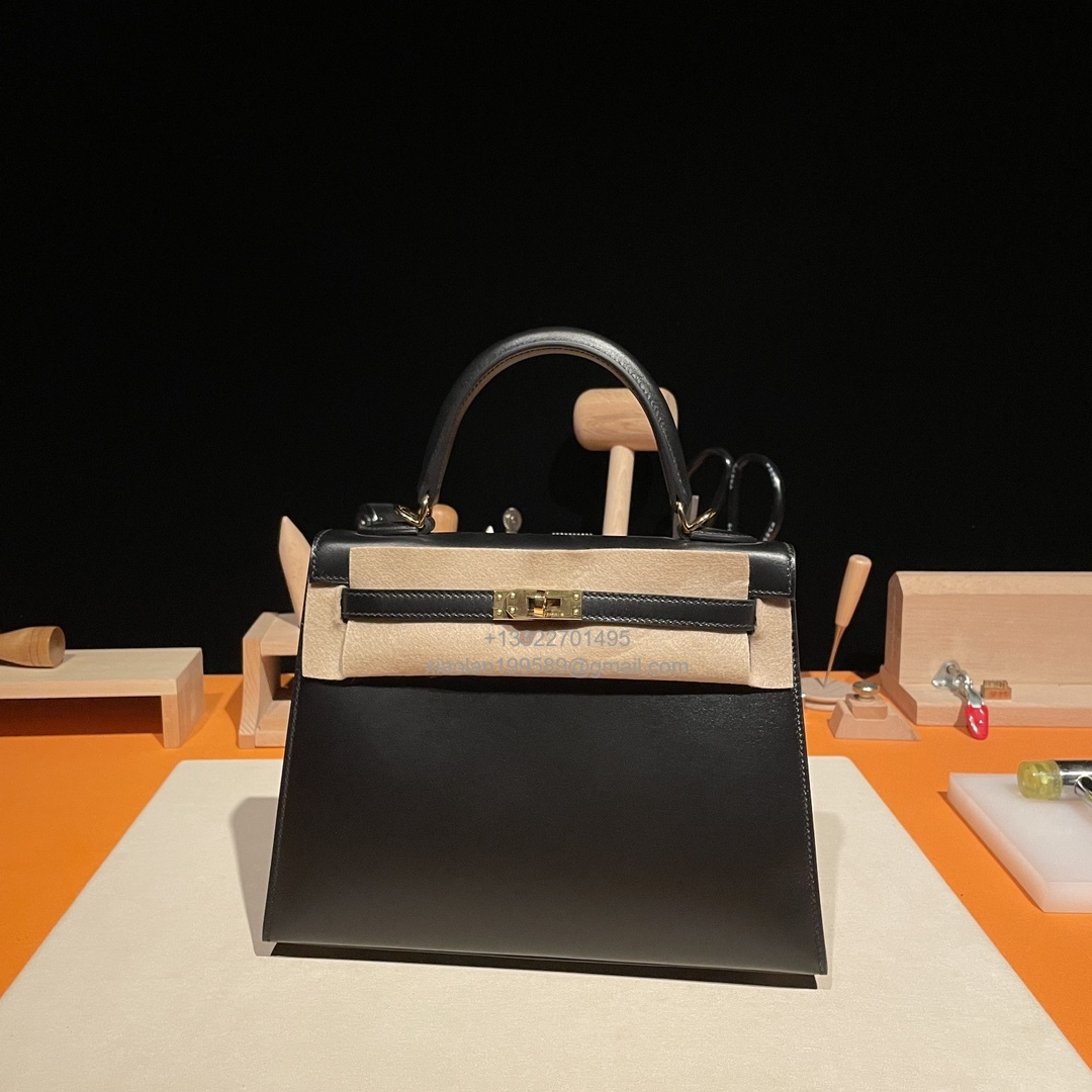 Hermès Kelly 25/28/32cm in Box leather, fully hand-stitched with waxed thread, haute couture custom-made.