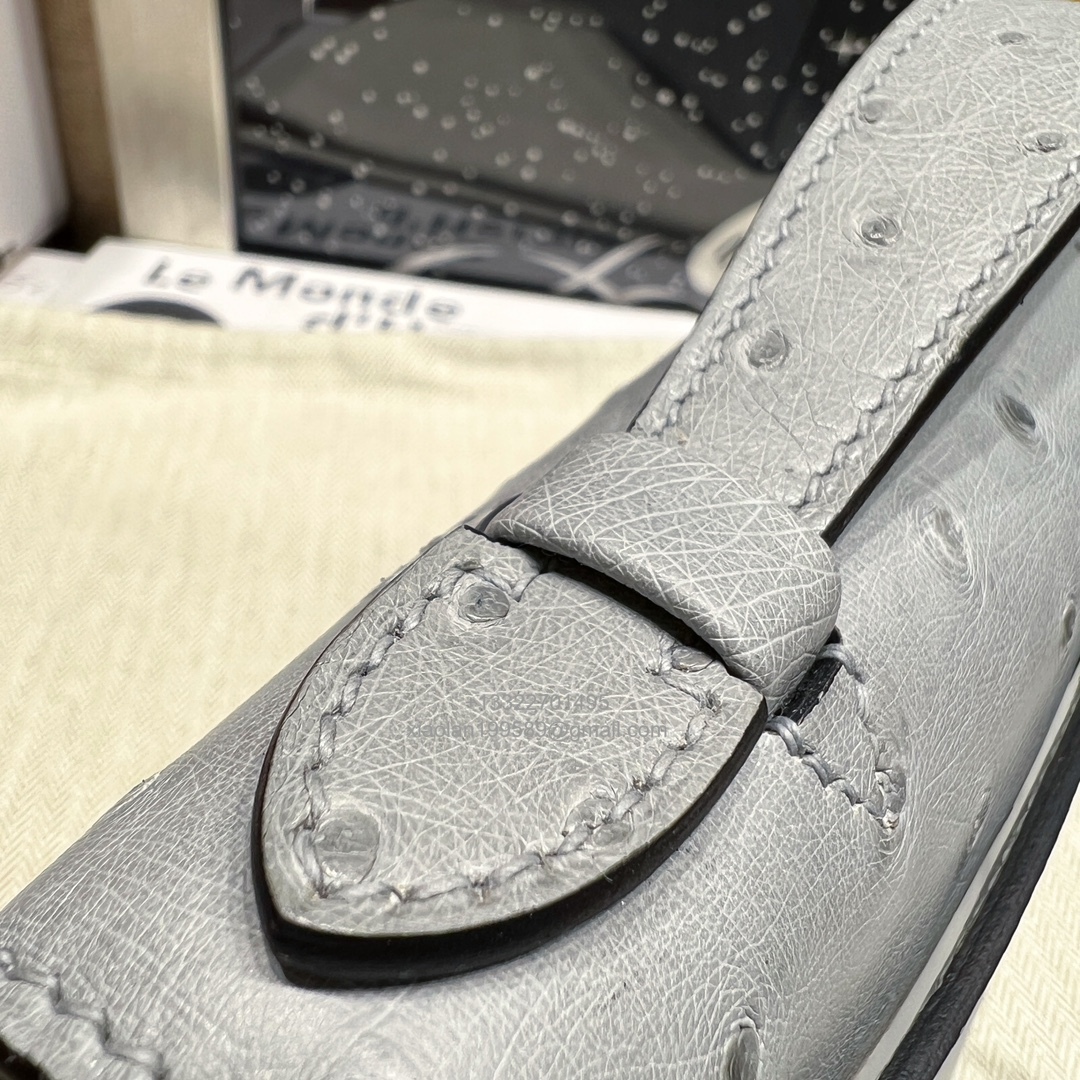 Hermès Kelly Pochette Clutch Bag, South African KK ostrich leather, fully handmade haute couture – Glacier Blue