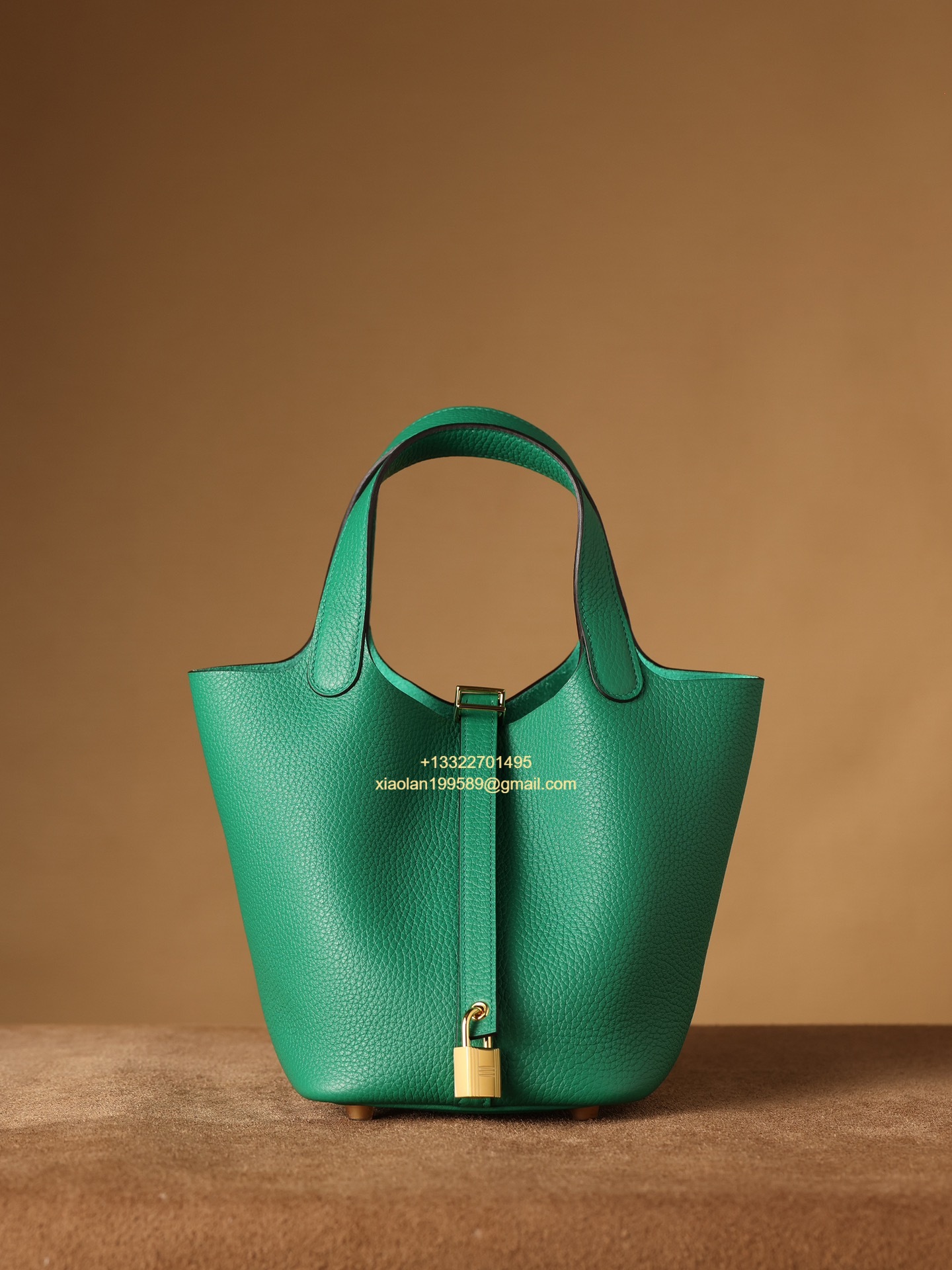 Hermès Picotin 18/22 in Clemence Leather, Hand-stitched with Beeswax Thread, High-end Customization - Velvet Green.