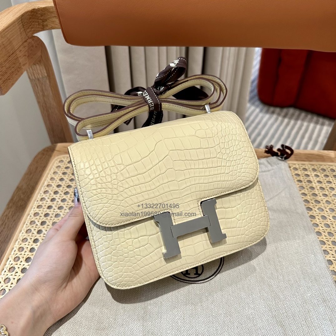 Hermès Constance 18/24cm in Crocodile Leather, Premium Handmade Customization-Vanilla