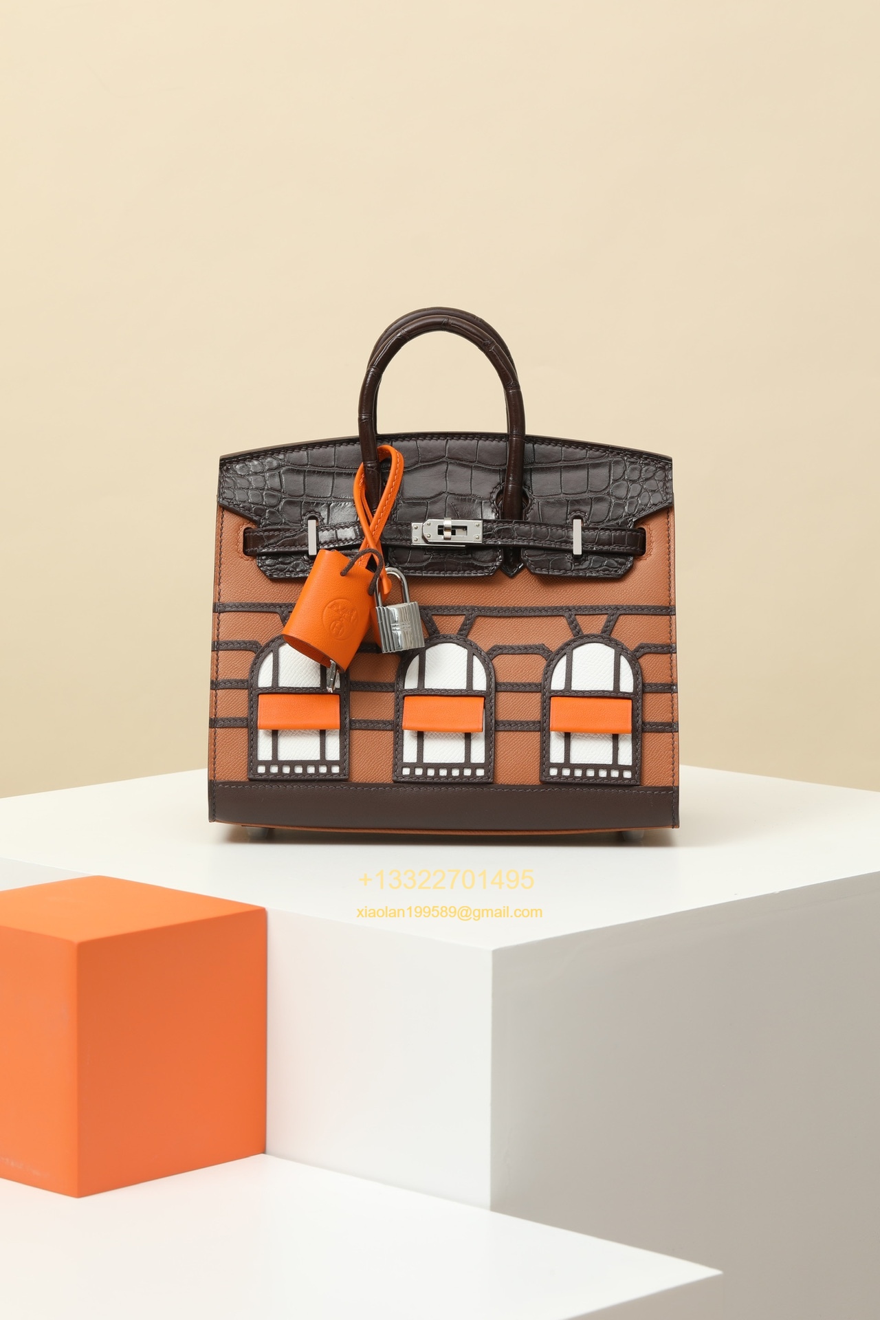 Hermès Birkin 20 House Bag Made from American Alligator Leather, Purely Handcrafted with Waxed Thread Stitching, Custom Private Edition