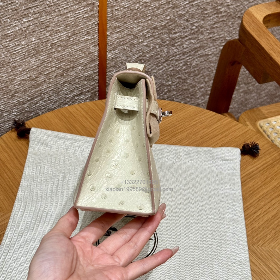 Hermès Kelly Pochette Clutch Bag, South African KK ostrich leather, fully handmade haute couture – i2/Nata