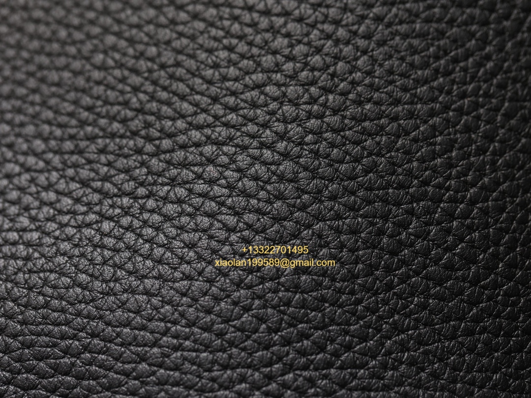 Hermès Picotin 18/22 in Clemence Leather, Hand-stitched with Beeswax Thread, High-end Customization - Black.
