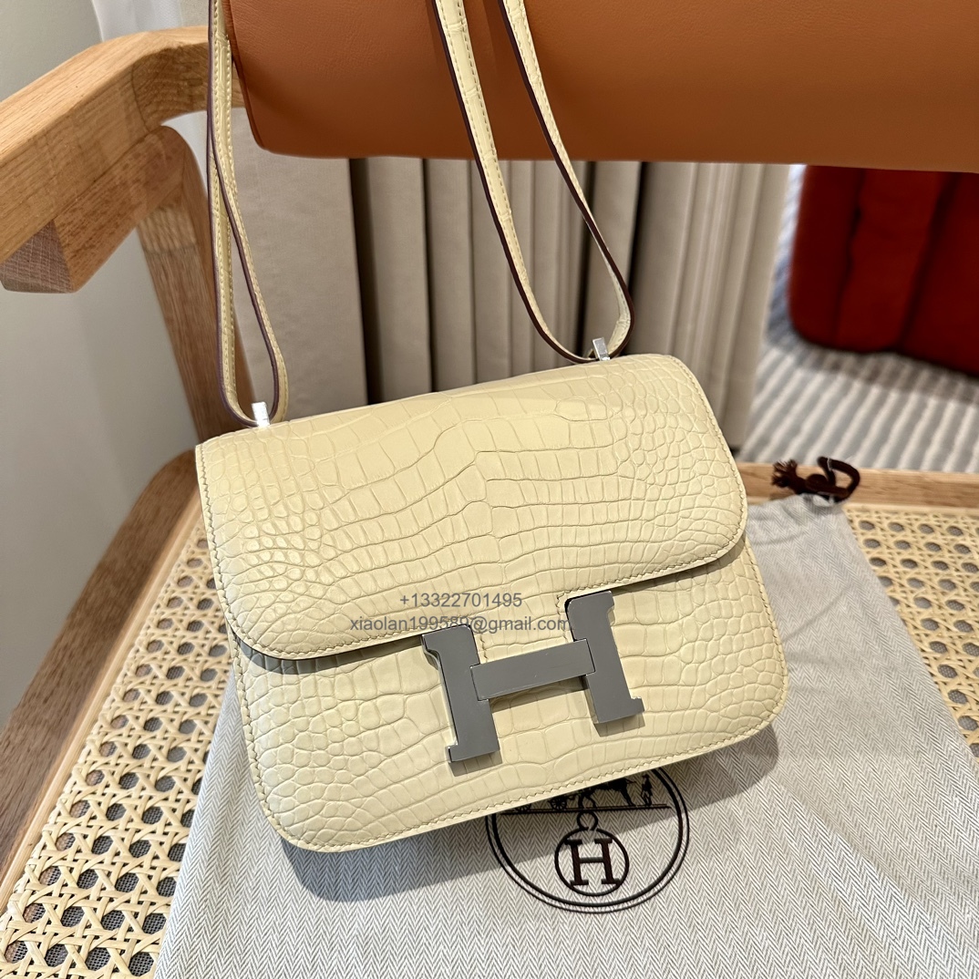 Hermès Constance 18/24cm in Crocodile Leather, Premium Handmade Customization-Vanilla