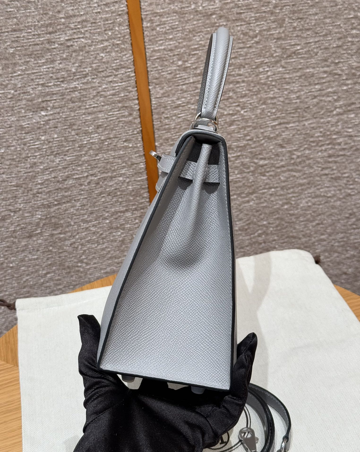 Hermès Kelly Handbag in  Linen Blue Epsom Cowhide Leather, Purely Handcrafted, High-End Customization Edition