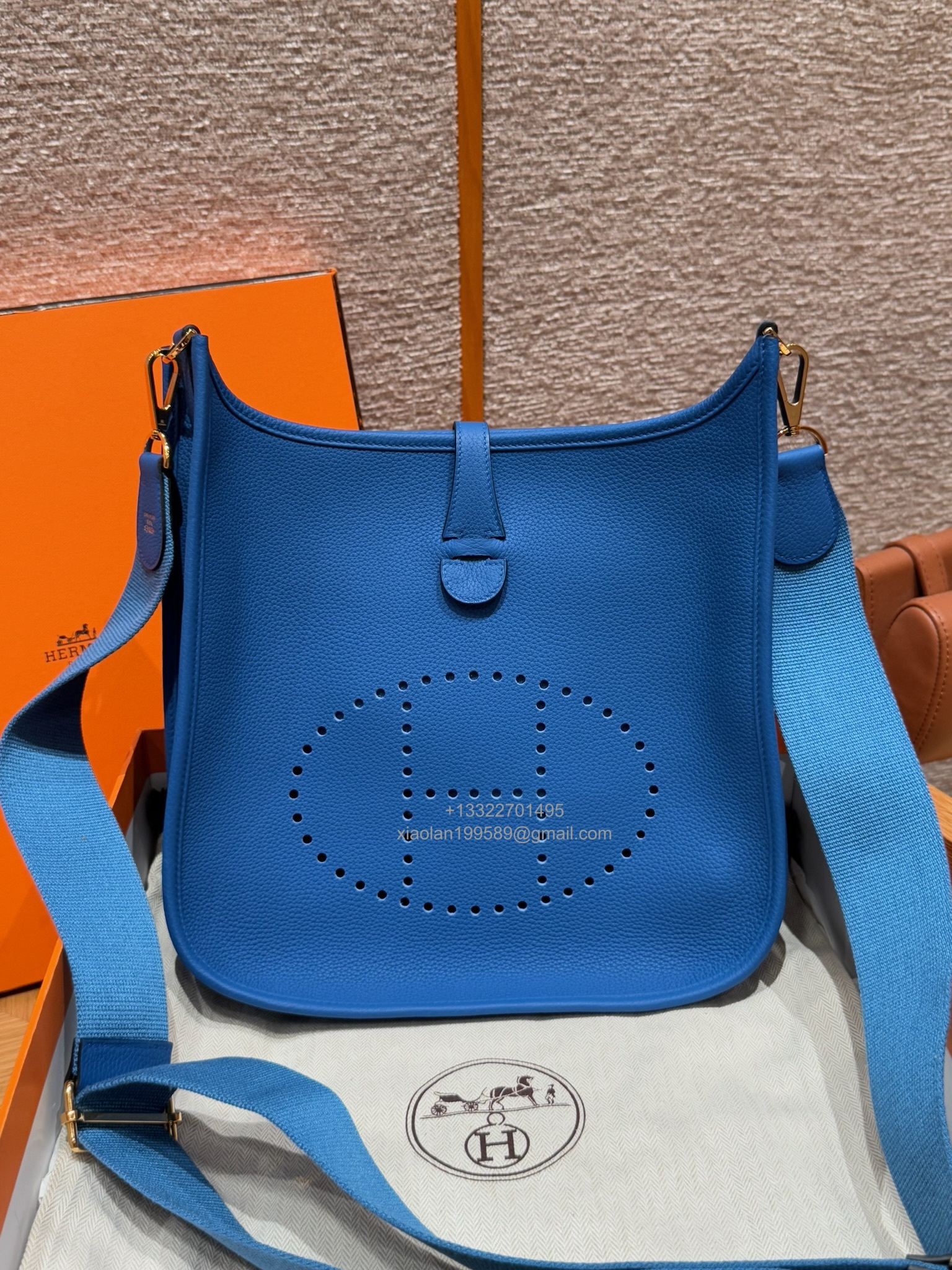 Hermès Evelyne Bag in Clemence Leather, Premium Handcrafted Customization – Bleu de France.