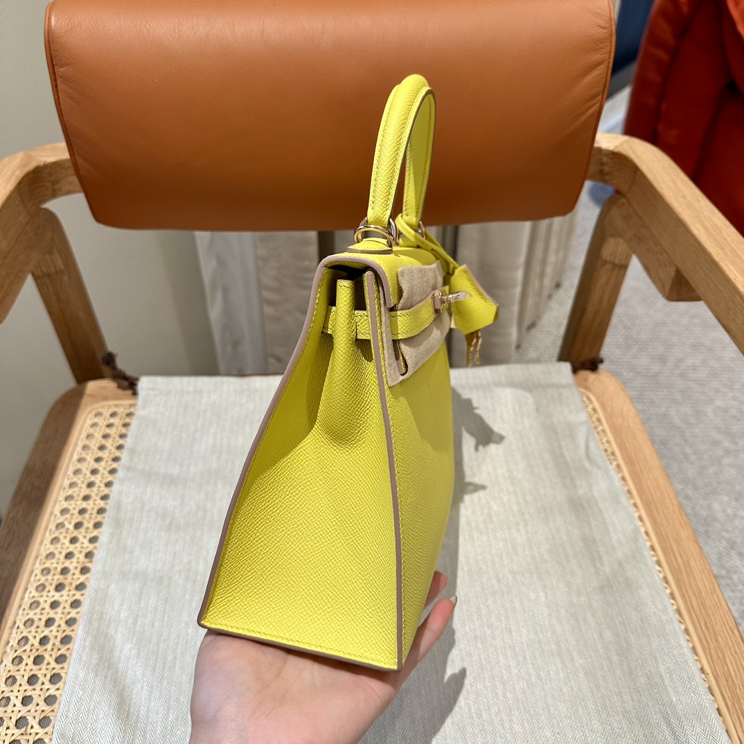 Hermès Kelly Handbag in Amber Yellow  Epsom Cowhide Leather, Purely Handcrafted, High-End Customization Edition