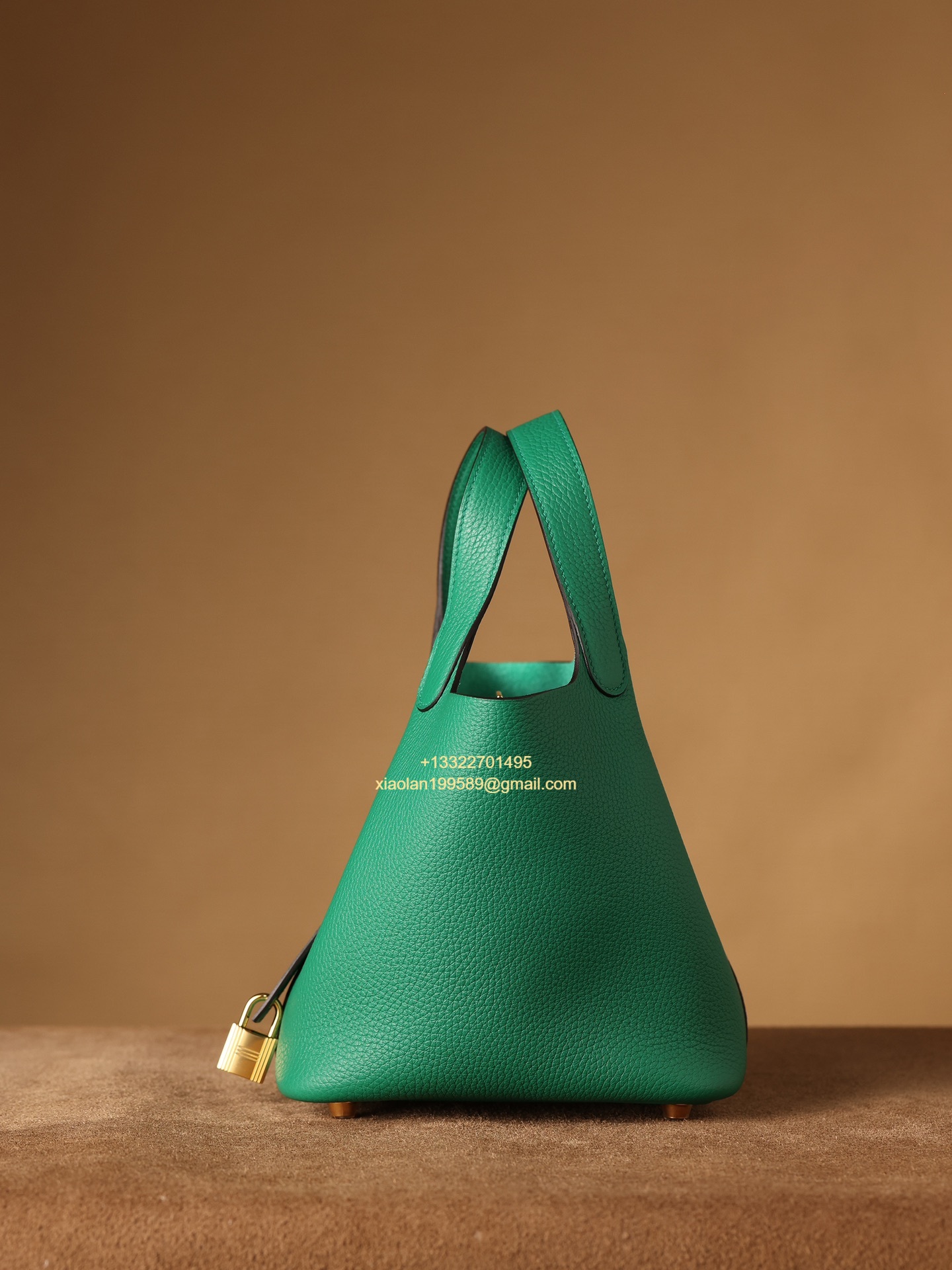 Hermès Picotin 18/22 in Clemence Leather, Hand-stitched with Beeswax Thread, High-end Customization - Velvet Green.