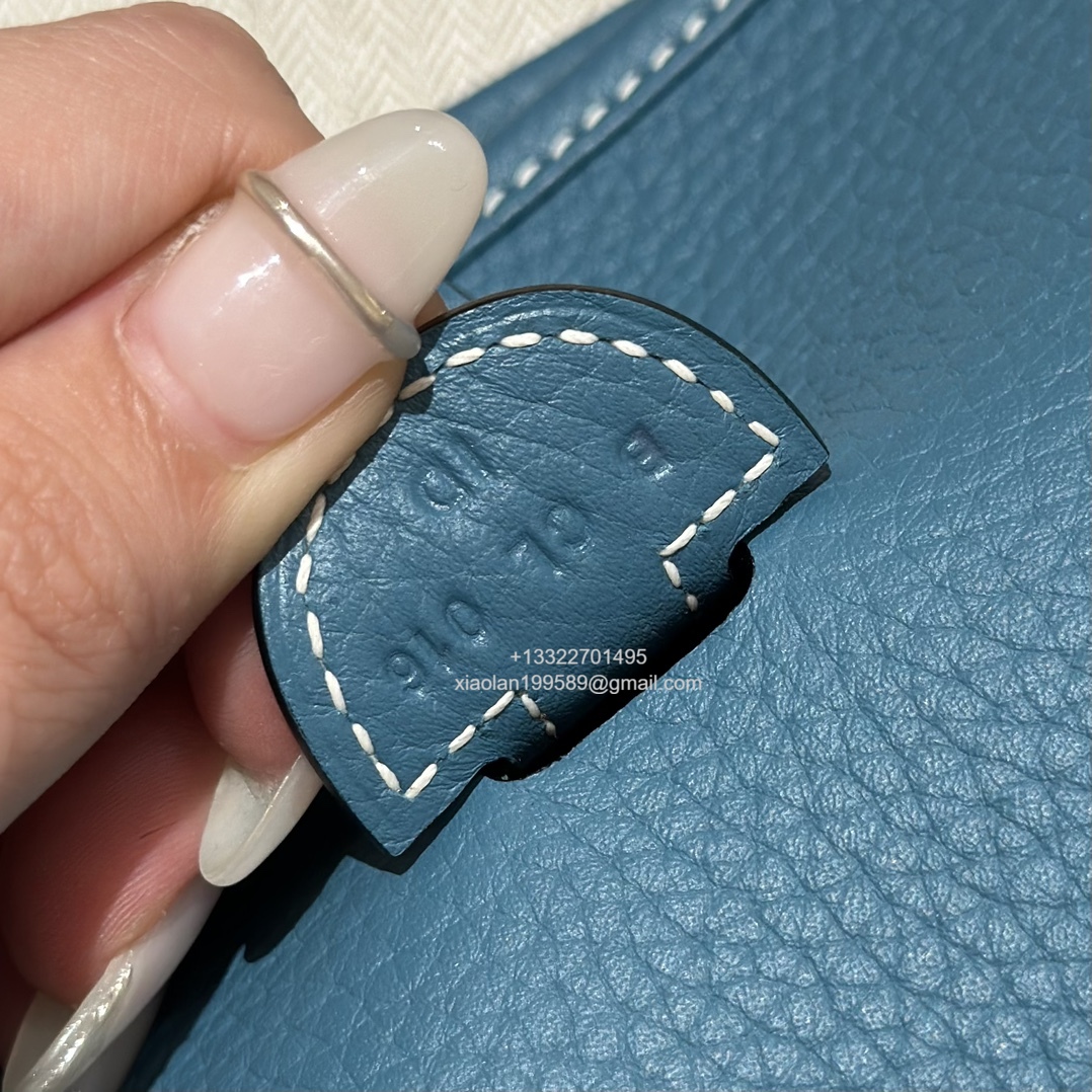 Hermès Evelyne Bag in Clemence Leather, Premium Handcrafted Customization – Denim Blue.