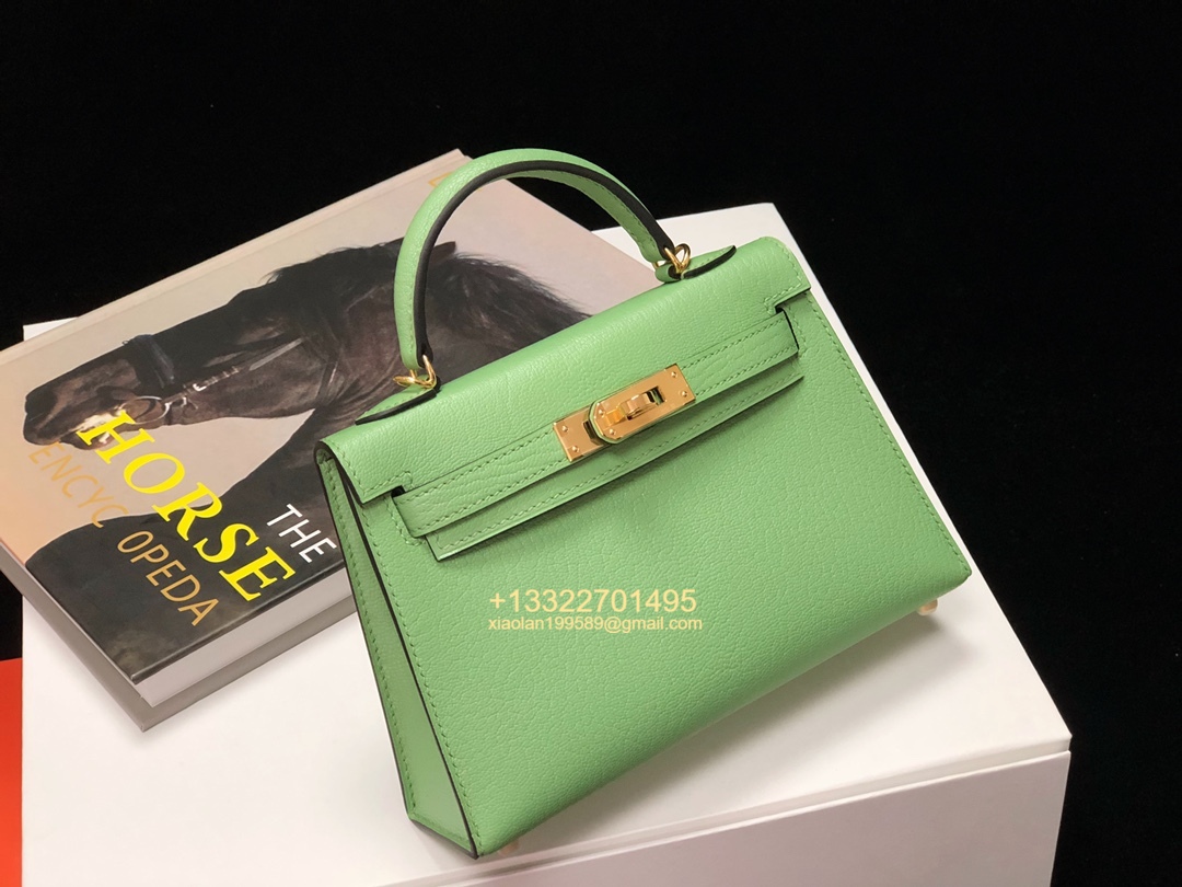 Hermès Mini Kelly II Handbag in Avocado Green Made from French Lambskin, Purely Handcrafted, High-End Customization Edition