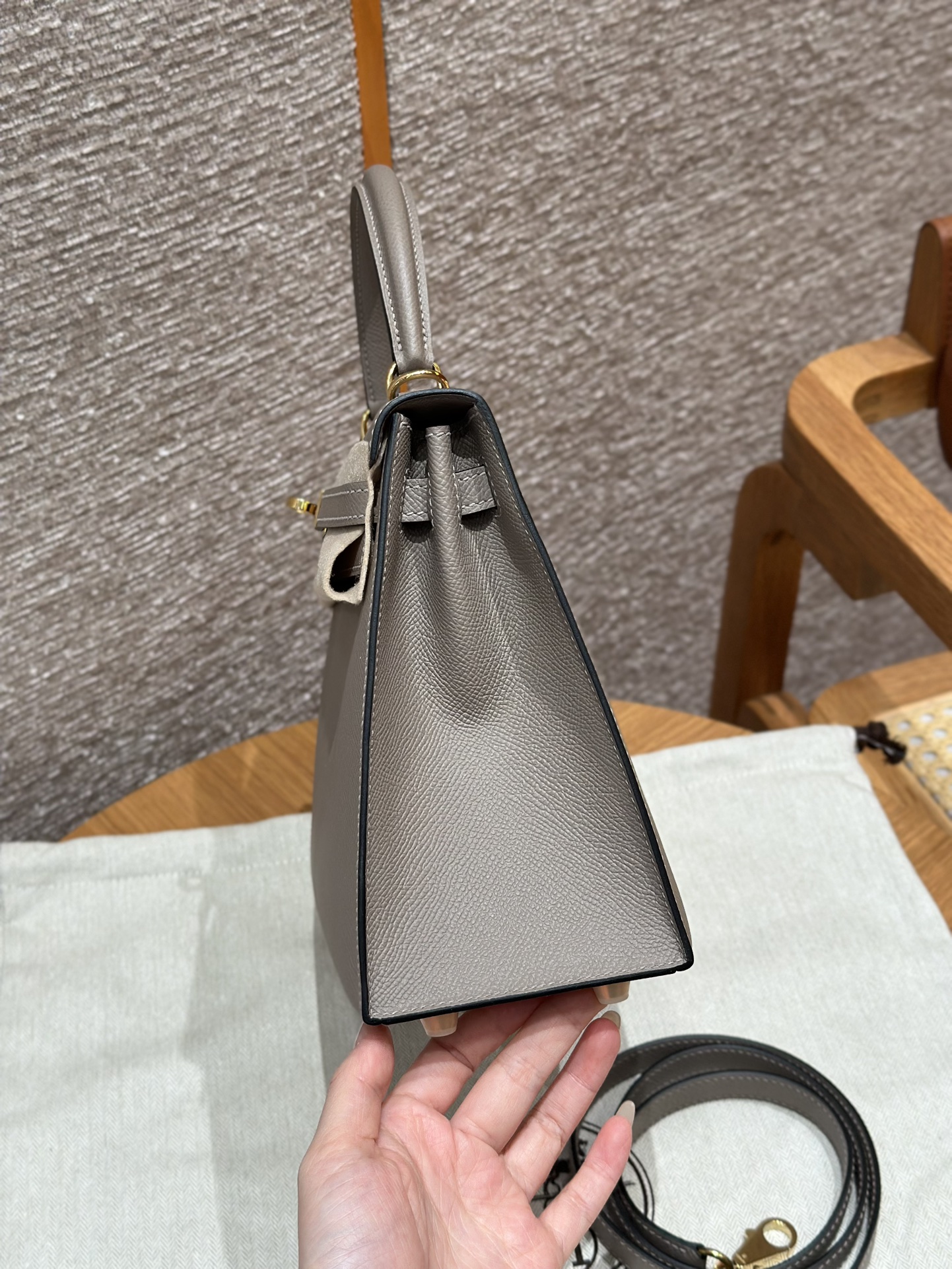 Hermès Kelly Handbag in Asphalt Grey  Epsom Cowhide Leather, Purely Handcrafted, High-End Customization Edition