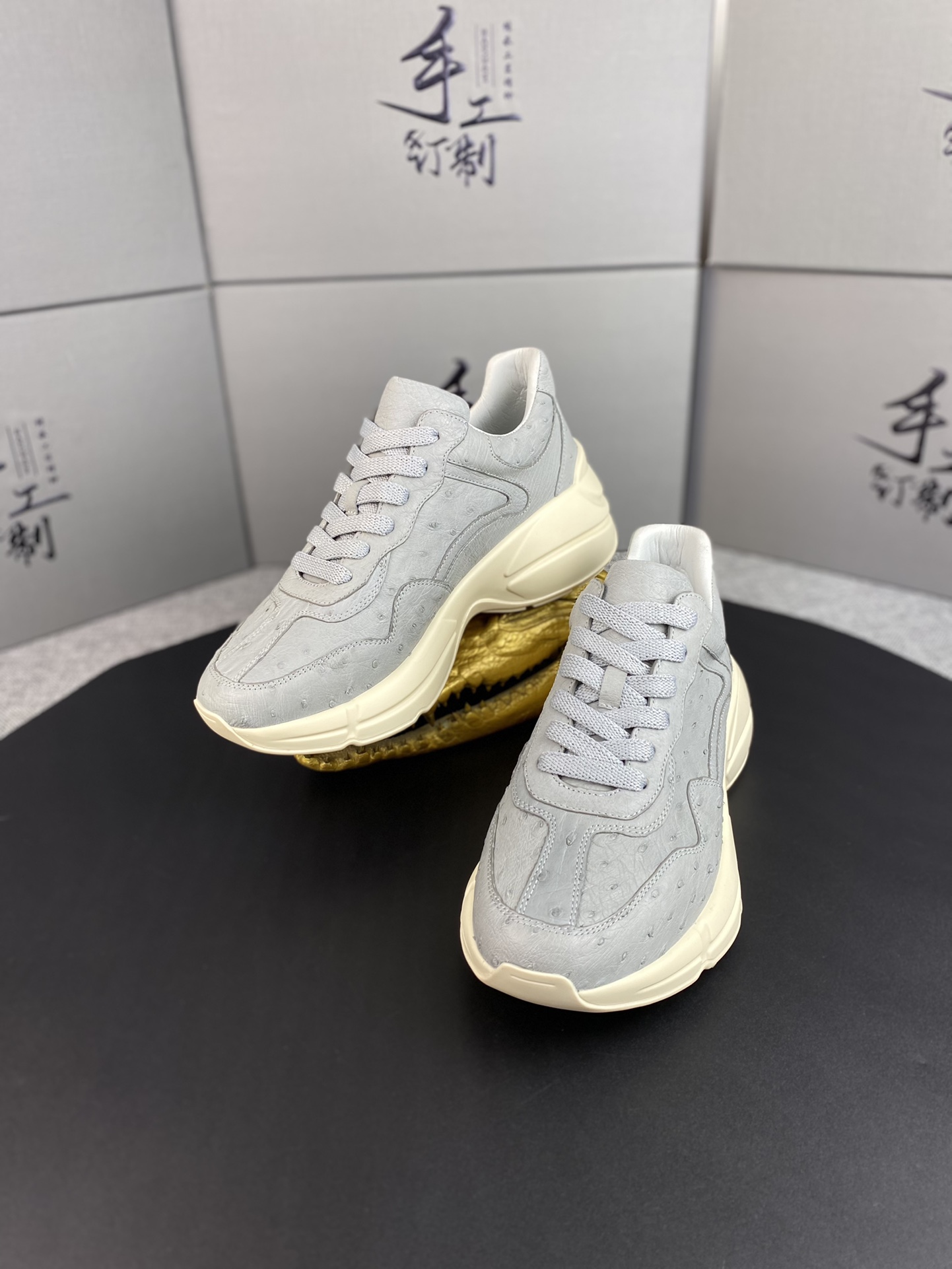 Handcrafted Luxury Private Customization High-Quality Ostrich Leather Sneakers