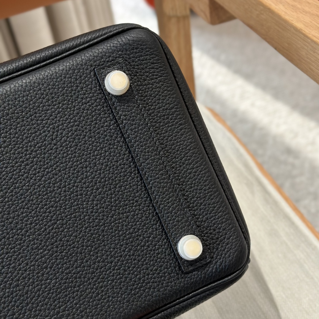Hermès Birkin 25/30/35cm, handcrafted with togo  leather –Black