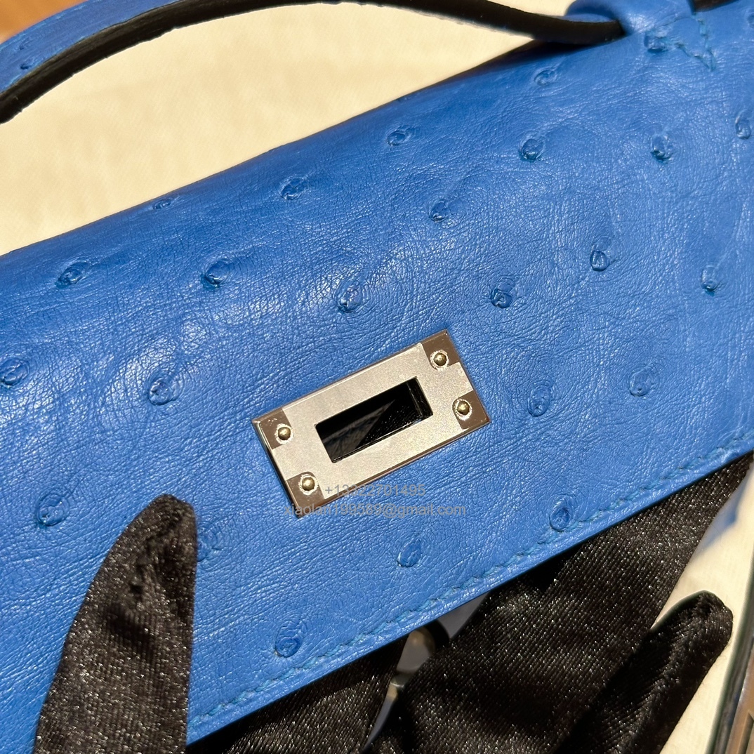 Hermès Kelly Pochette Clutch Bag, South African KK ostrich leather, fully handmade haute couture – O7/Bleuet