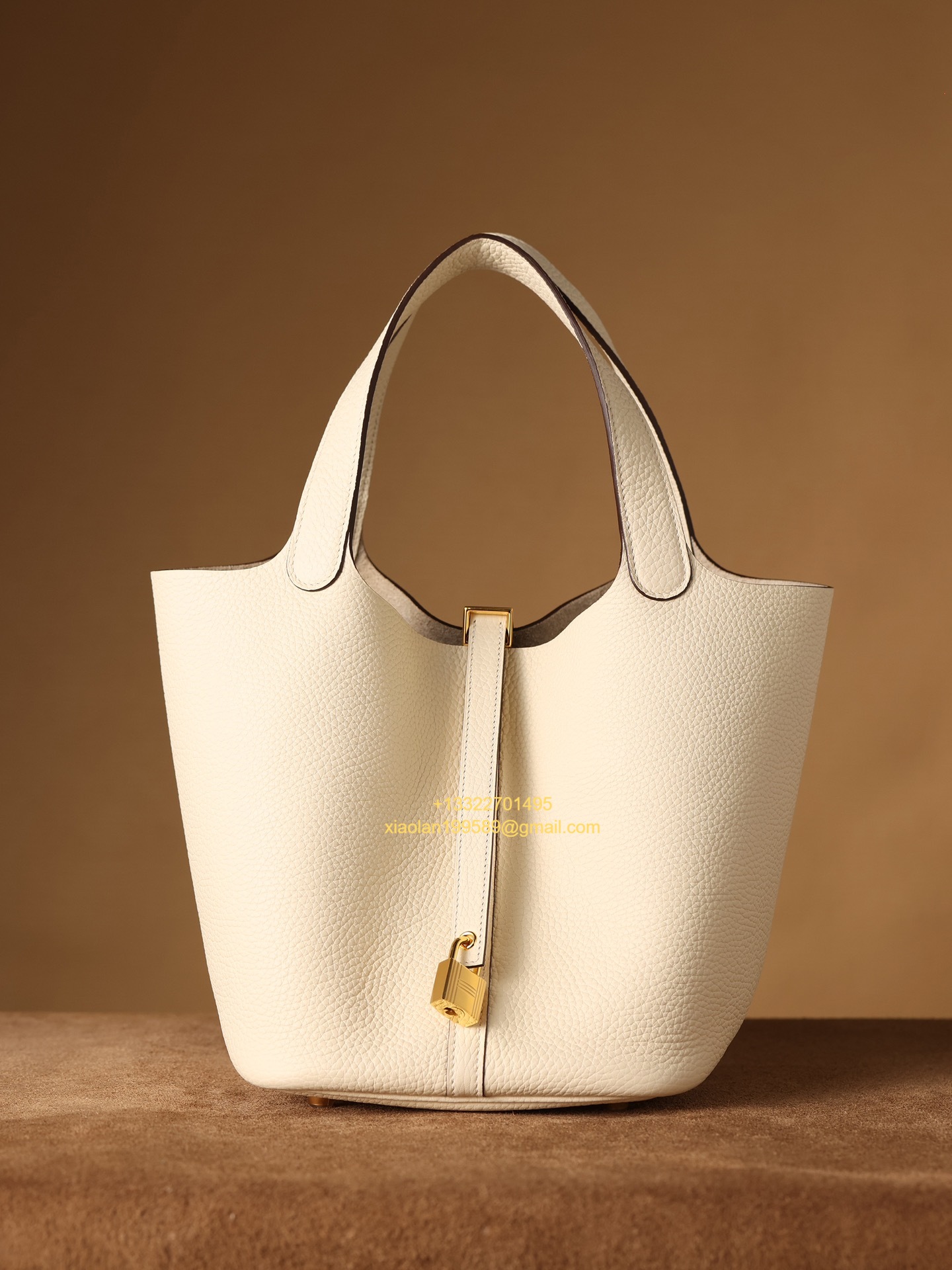 Hermès Picotin 18/22 in Clemence Leather, Hand-stitched with Beeswax Thread, High-end Customization - Cream White.