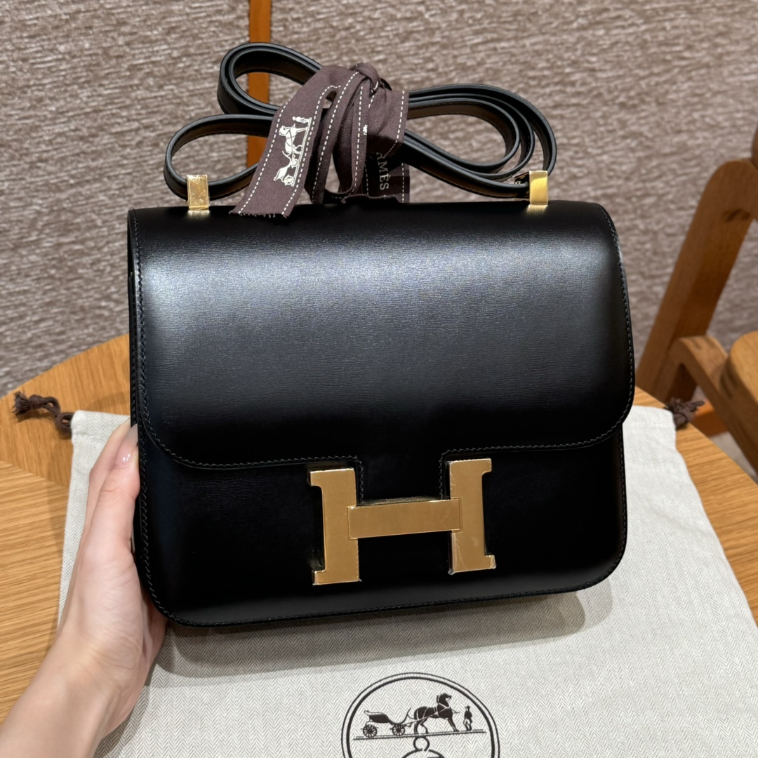 Hermès Constance 18/24 in Black BOX leather, purely handcrafted, high-end customization edition.