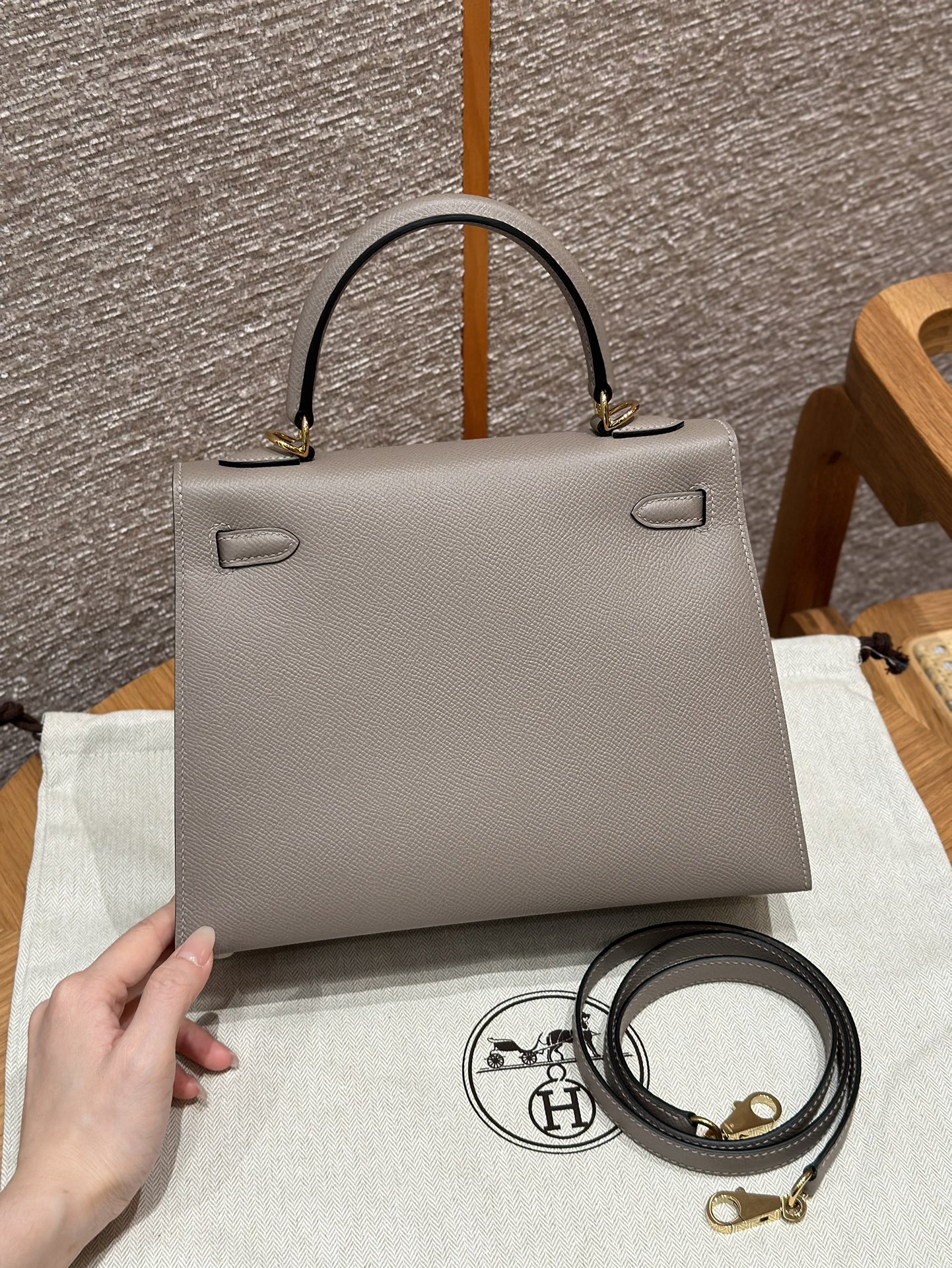 Hermès Kelly Handbag in Asphalt Grey  Epsom Cowhide Leather, Purely Handcrafted, High-End Customization Edition