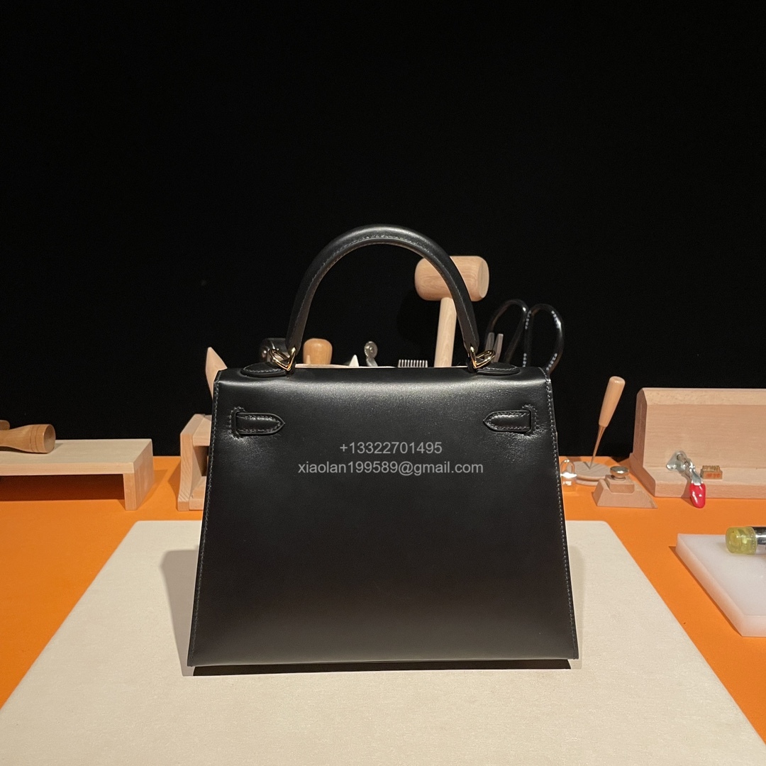 Hermès Kelly 25/28/32cm in Box leather, fully hand-stitched with waxed thread, haute couture custom-made.