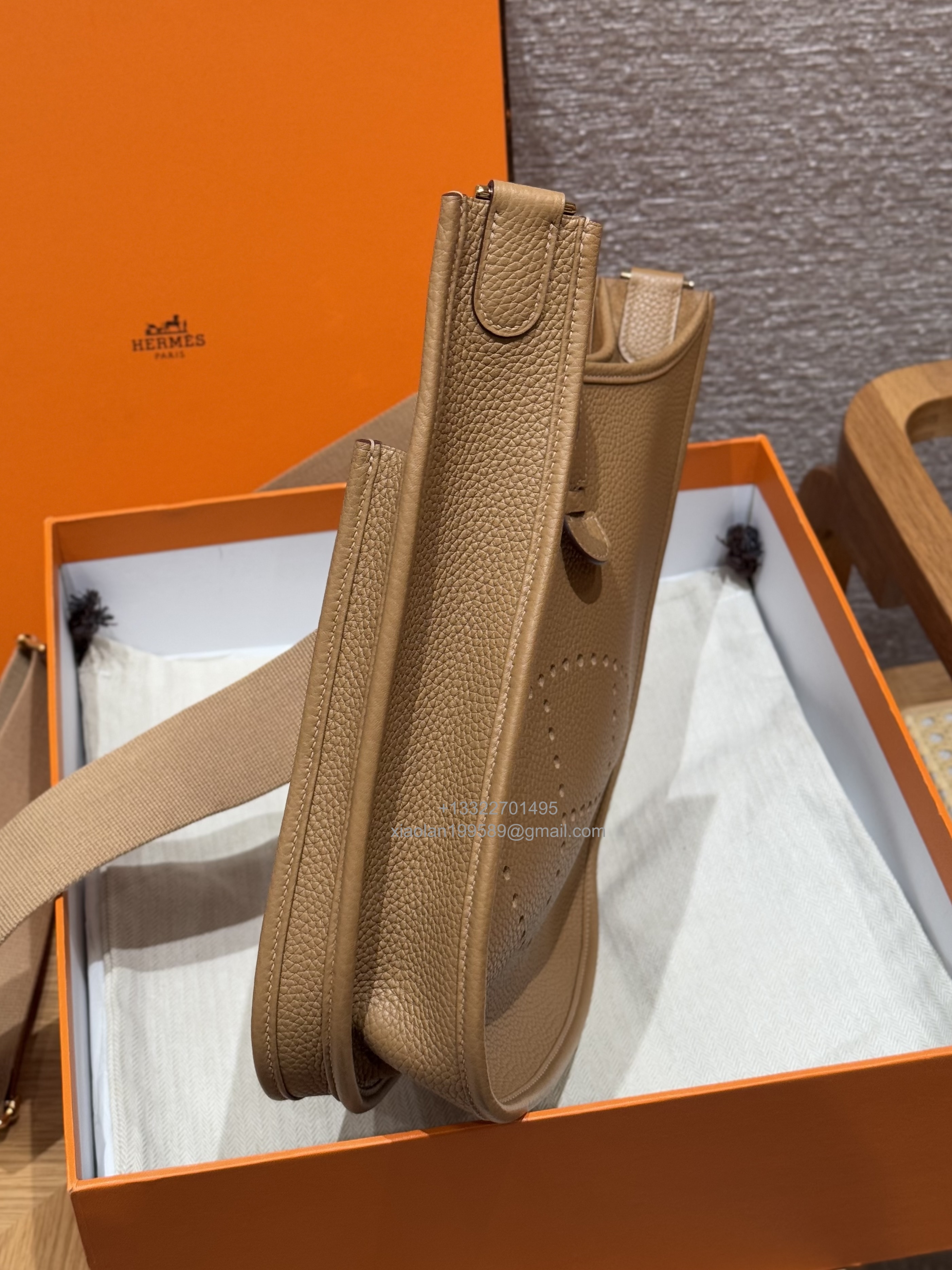 Hermès Evelyne Bag in Clemence Leather, Premium Handcrafted Customization – Biscuit.