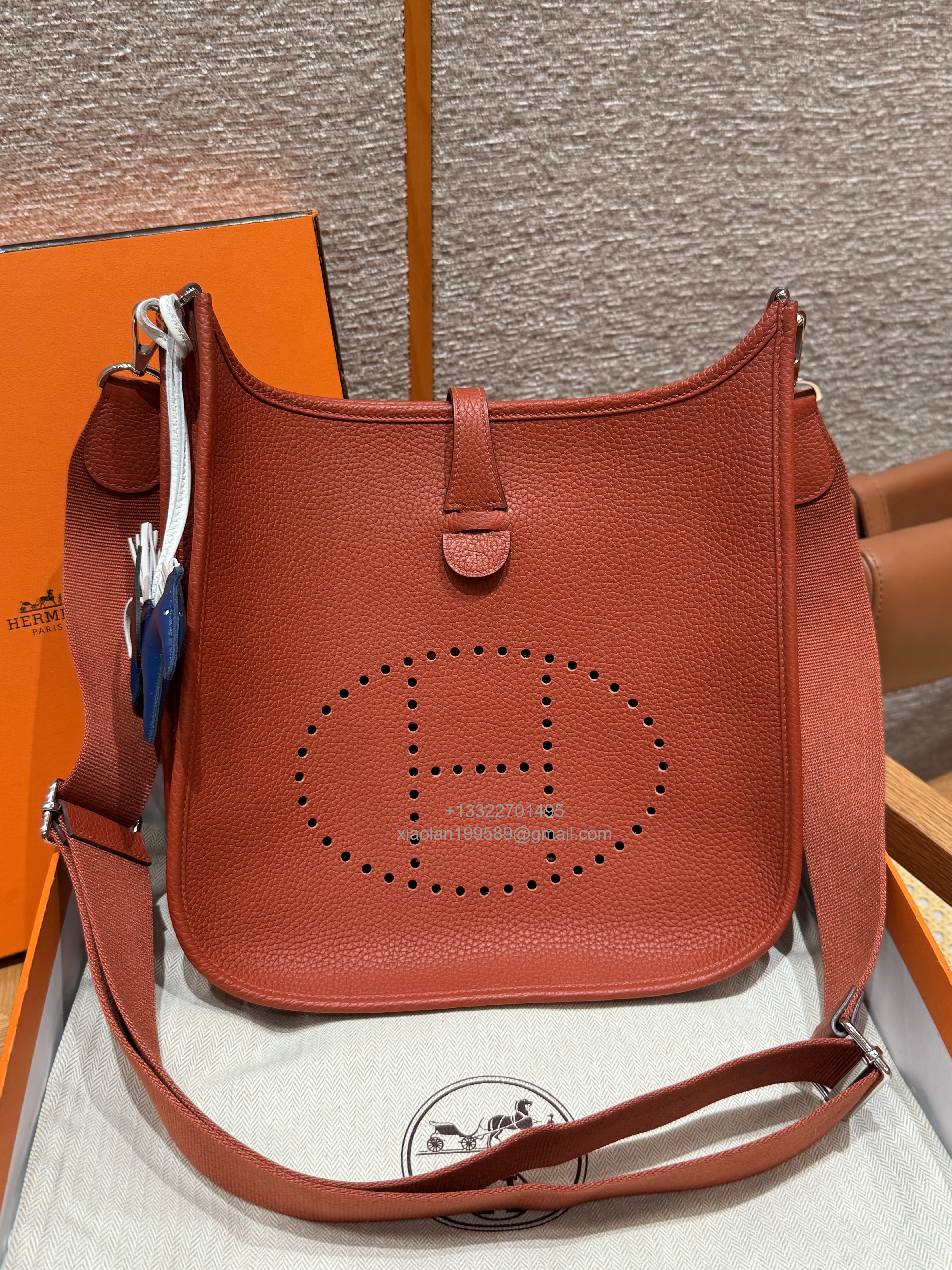 Hermès Evelyne Bag in Clemence Leather, Premium Handcrafted Customization – Cuivre.