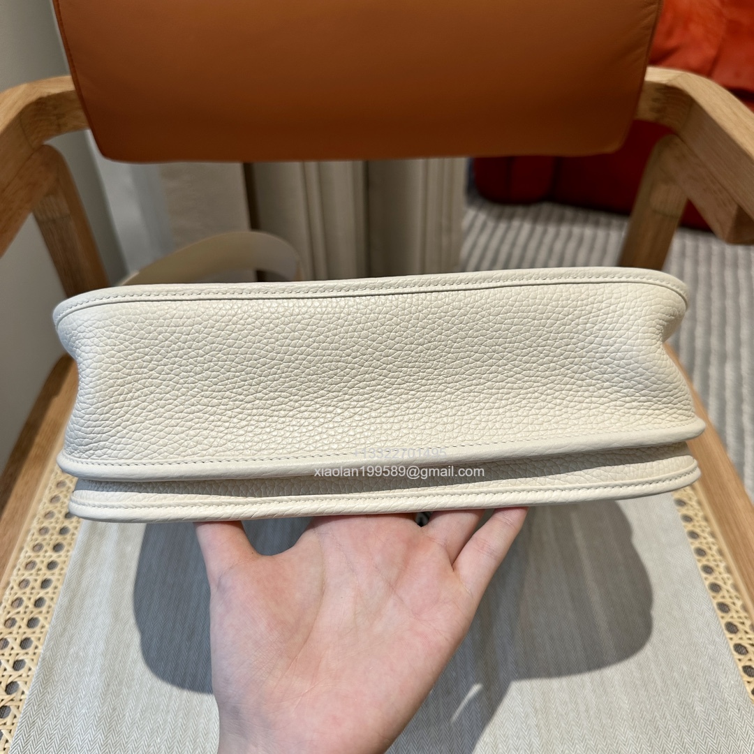 Hermès Evelyne Bag in Clemence Leather, Premium Handcrafted Customization – Milky White.
