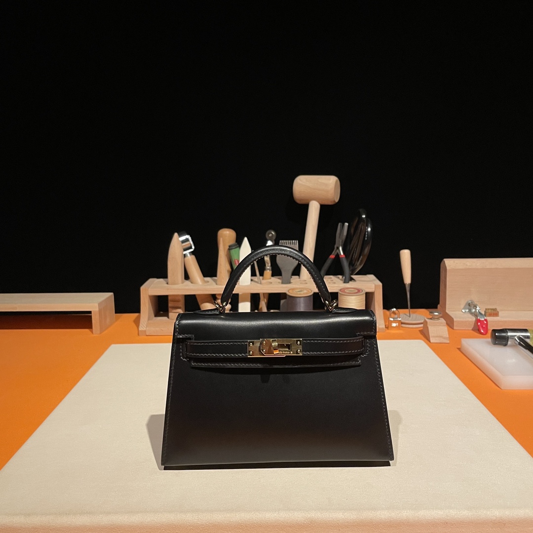 Hermès Mini Kelly II Handbag in Black Made from Box Calf Leather, Purely Handcrafted, High-End Customization Edition