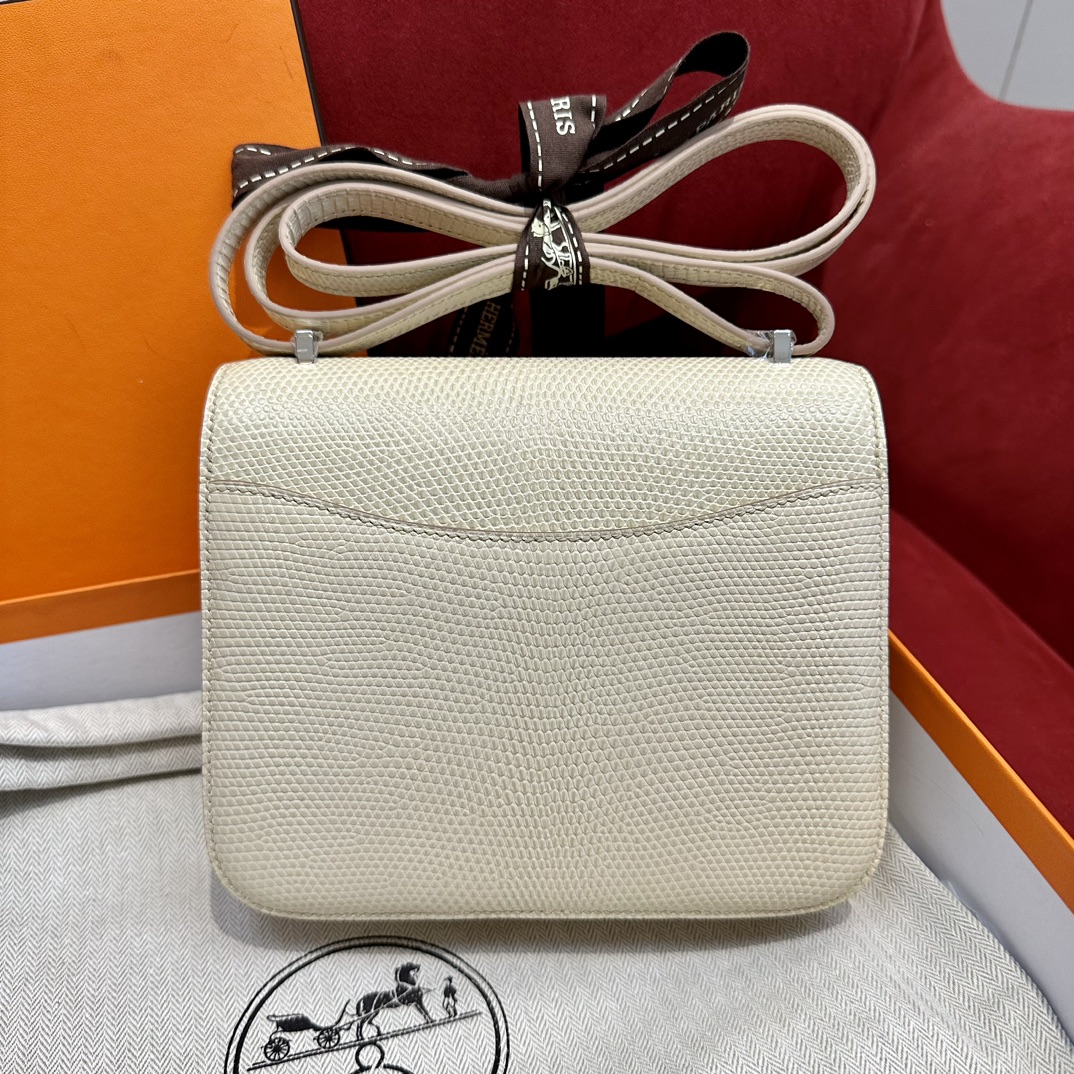 Hermès Constance 18/24 – Imported French lizard leather originally from South Africa, premium fully handcrafted exclusive custom-made!Vanilla