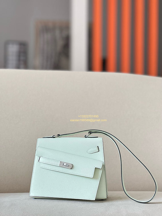 Hermès Mini Kelly 20 Sellier en Désordre Bag in Epsom Leather, Fully Hand-stitched with Beeswax Thread, Color: Bubble Green.