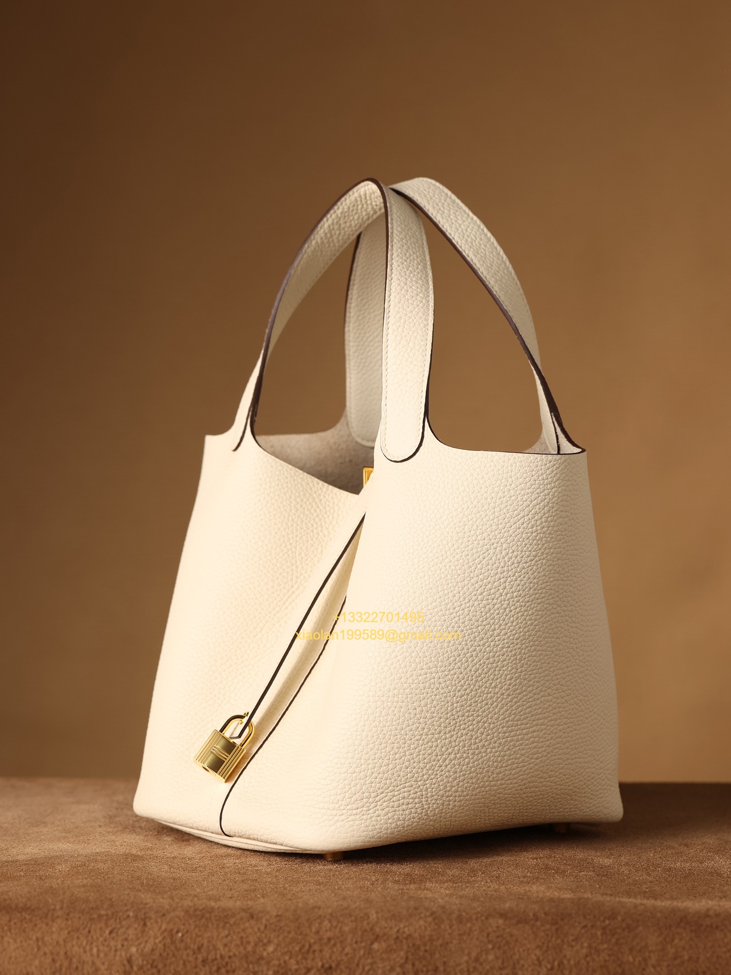 Hermès Picotin 18/22 in Clemence Leather, Hand-stitched with Beeswax Thread, High-end Customization - Cream White.