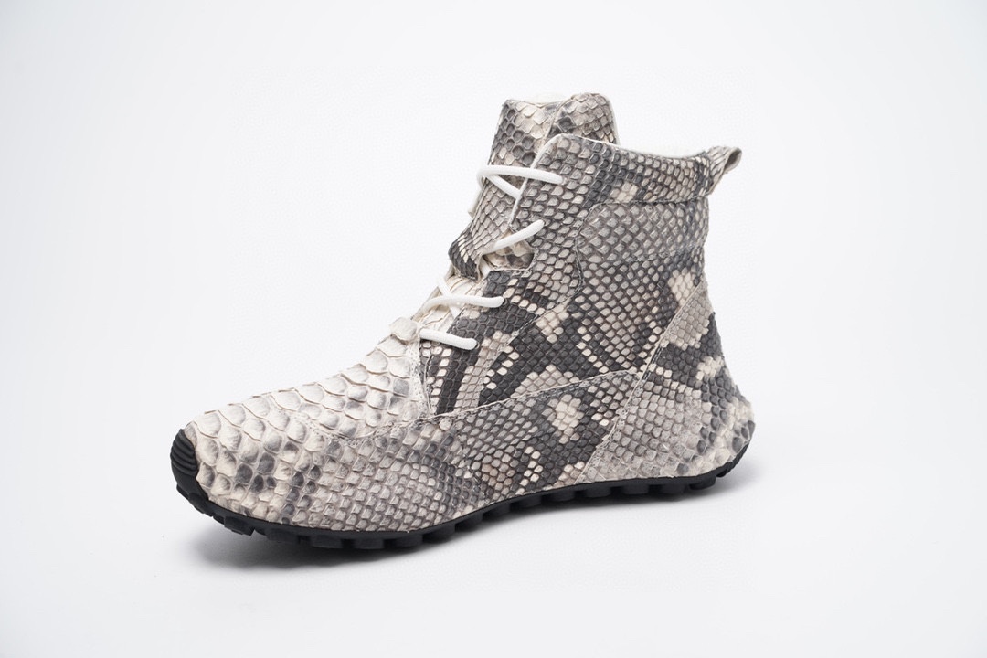 Handcrafted Luxury Private Customization High-Quality South African Python Leather Designer-inspired Sneakers.