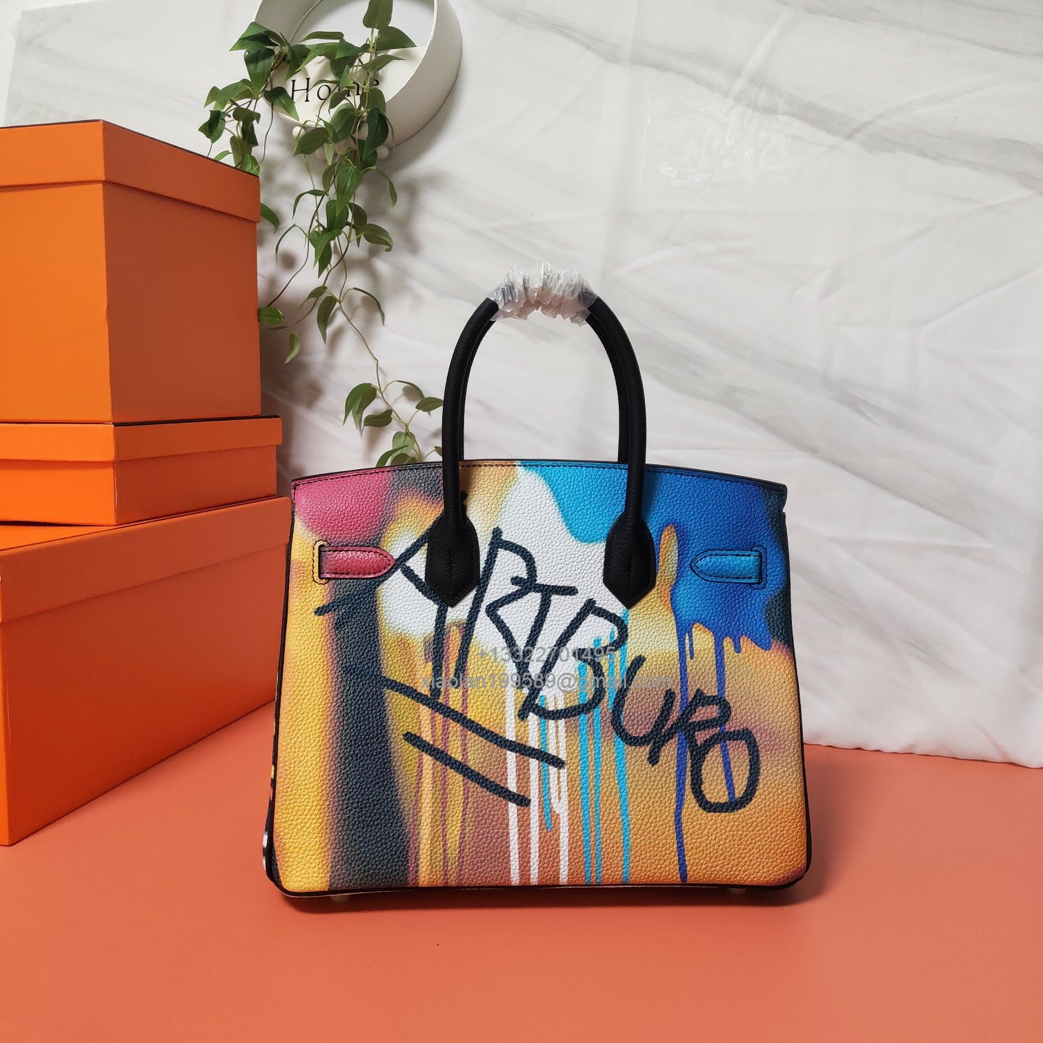 Hermès Birkin 25/30/35cm VIP Private Custom Handcrafted Bag in Togo Leather with Hand-Painted Design.