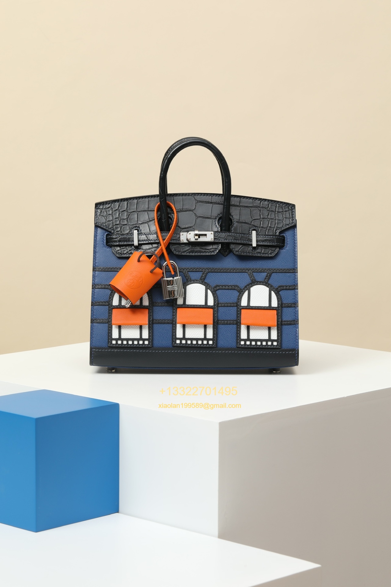 Hermès Birkin 20 House Bag Made from American Alligator Leather, Purely Handcrafted with Waxed Thread Stitching, Custom Private Edition