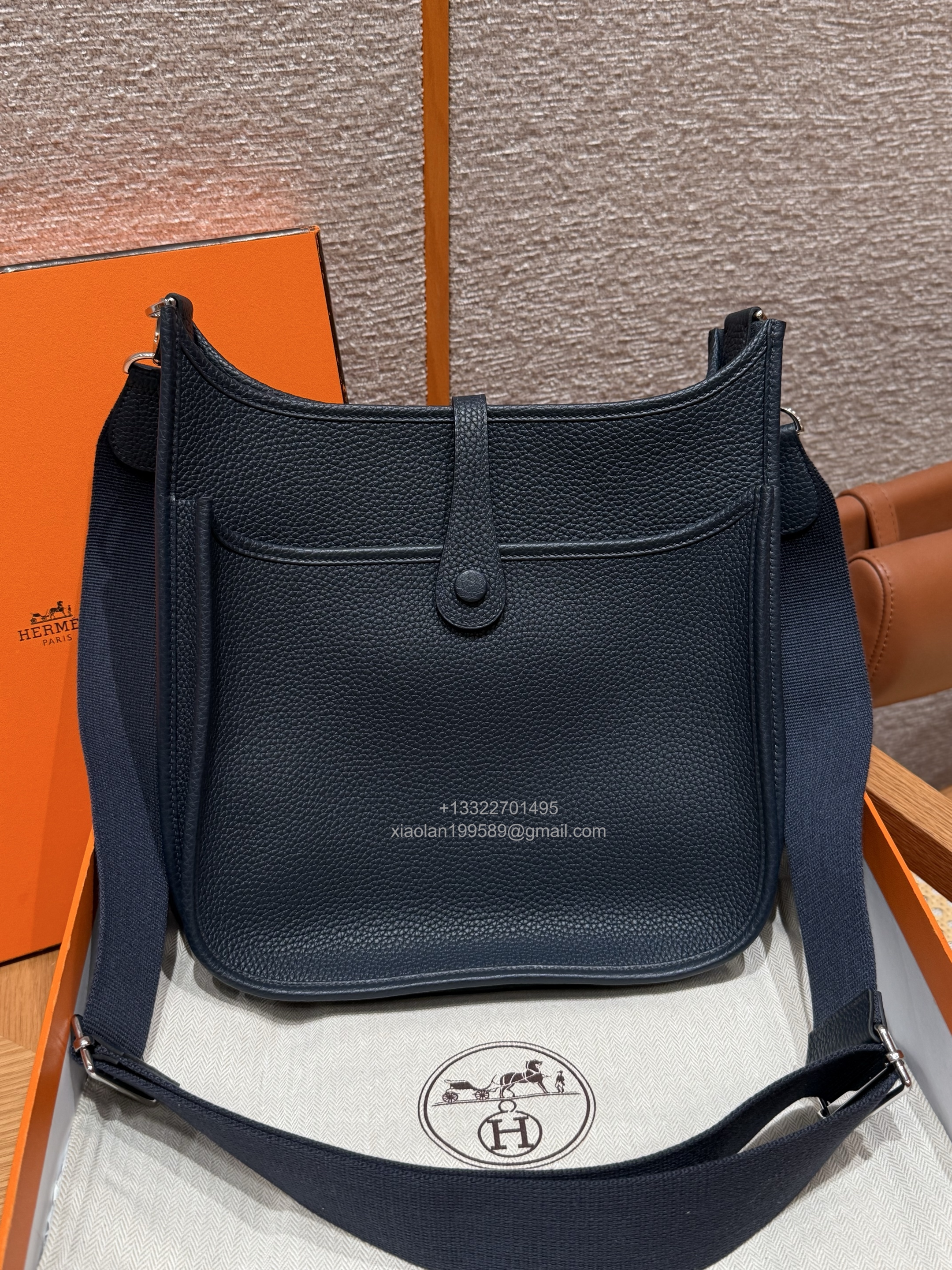 Hermès Evelyne Bag in Clemence Leather, Premium Handcrafted Customization – Midnight Blue.