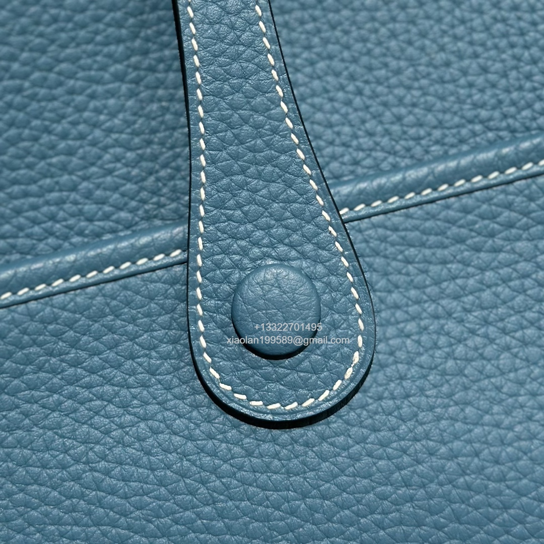 Hermès Evelyne Bag in Clemence Leather, Premium Handcrafted Customization – Denim Blue.
