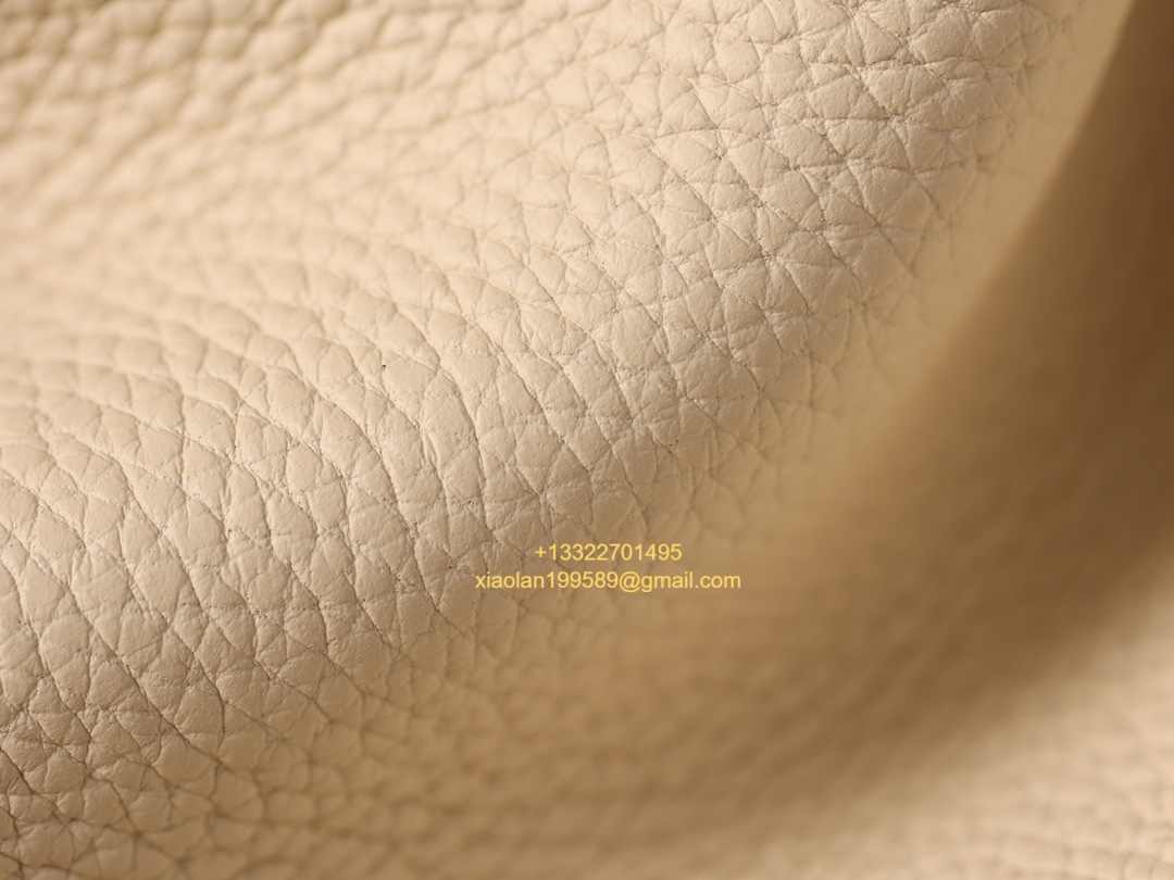 Hermès Picotin 18/22 in Clemence Leather, Hand-stitched with Beeswax Thread, High-end Customization - Cream White.